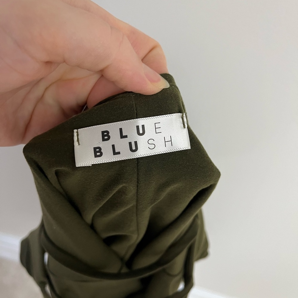 Blue Blush Green Dress - Picture 3 of 4